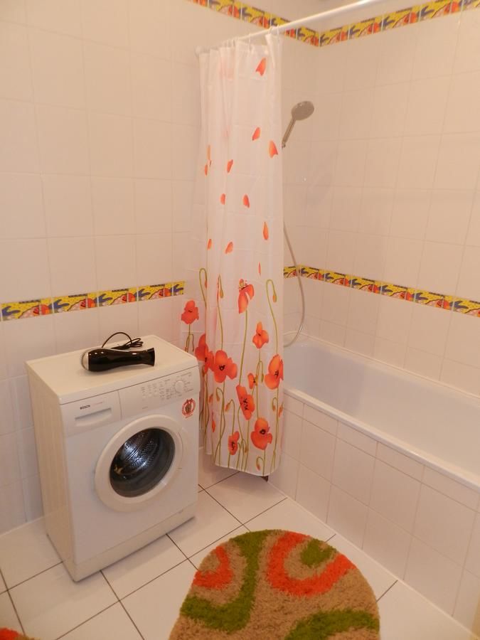 Апартаменты 2-room Studio Apartment on Sobornyi Avenue 174-а, by GrandHome Запорожье-9